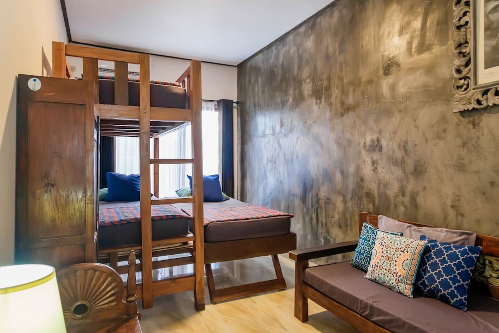 Jasmine Villa by TwoSpaces Jimbaran