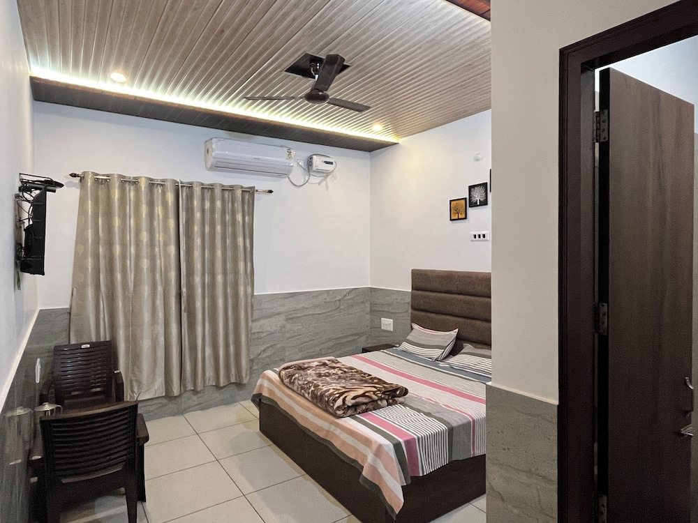 Hotel Utsav