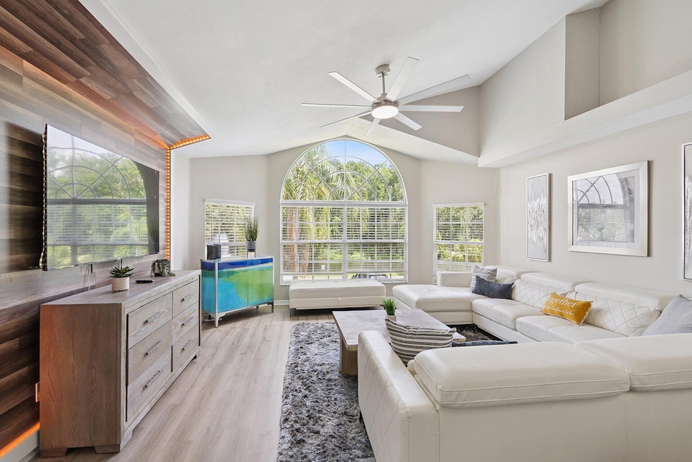 2022 Royal Bay Blvd Unit 94
