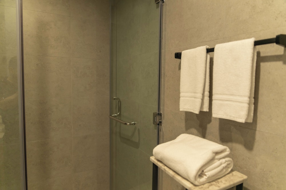 Pearlhouse Bahrain