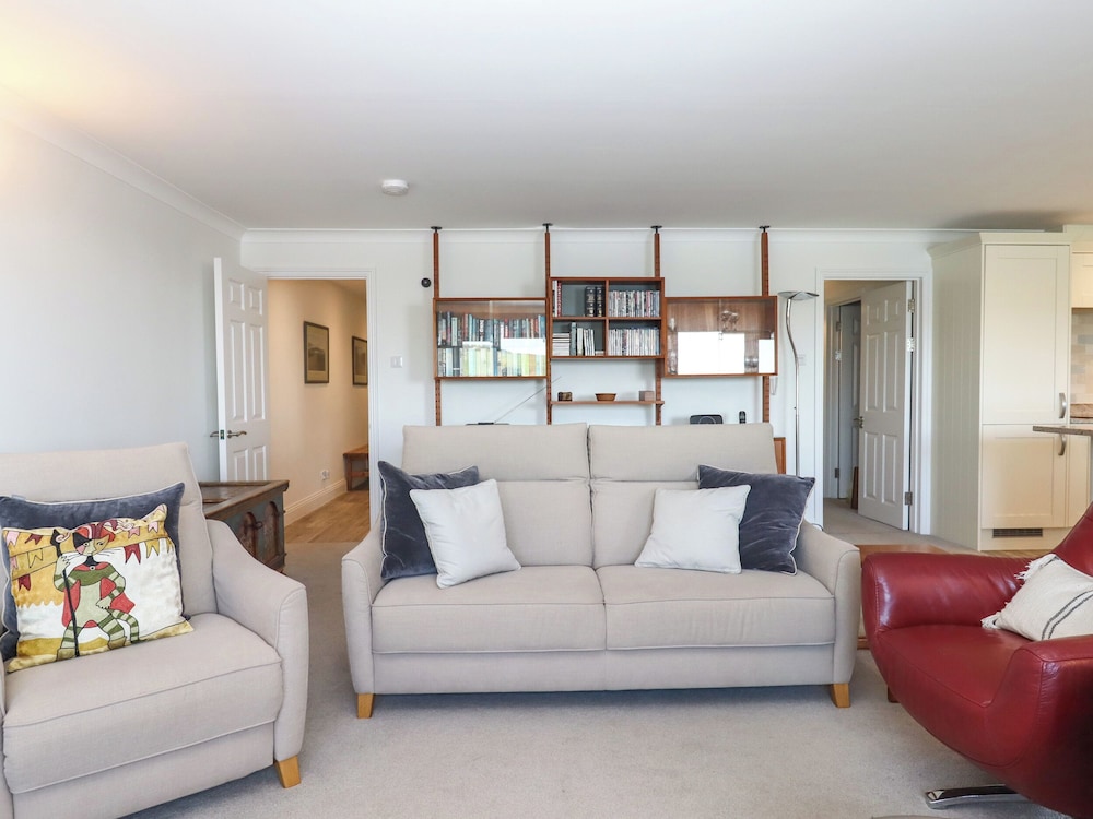 14 Burgh Island Causeway