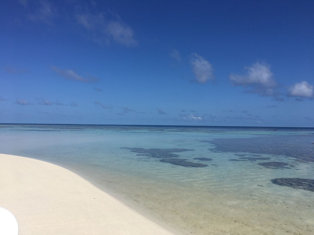 Hudhu Raakani Lodge