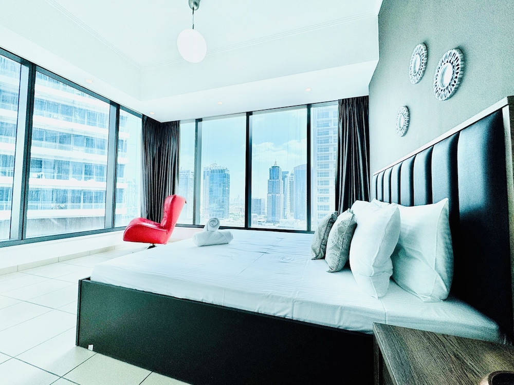 Venduras Cozy 1BR in Dubai Marina