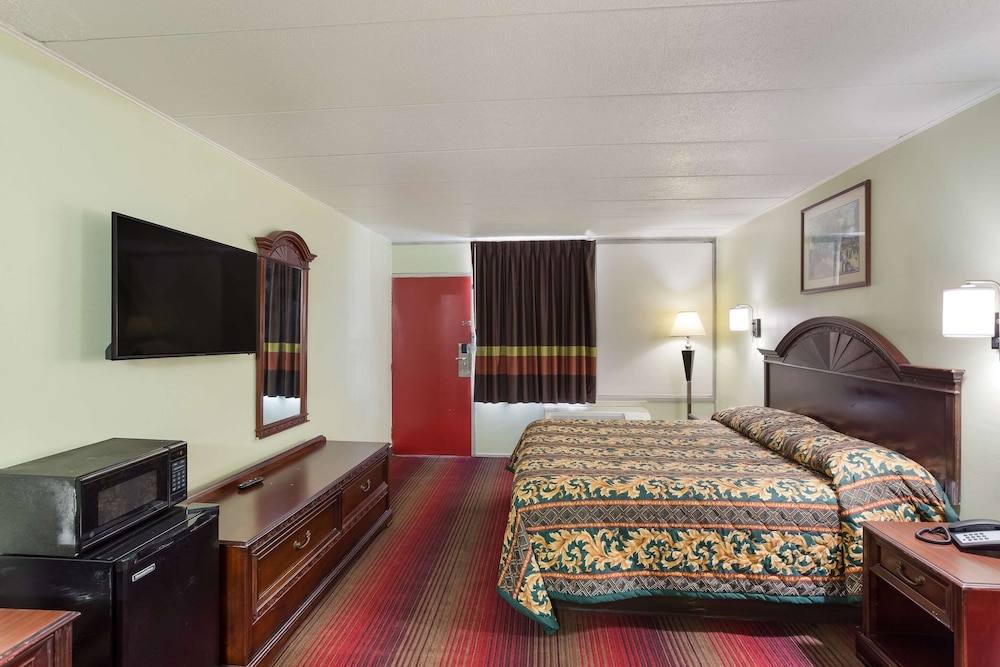 Rodeway Inn South Point