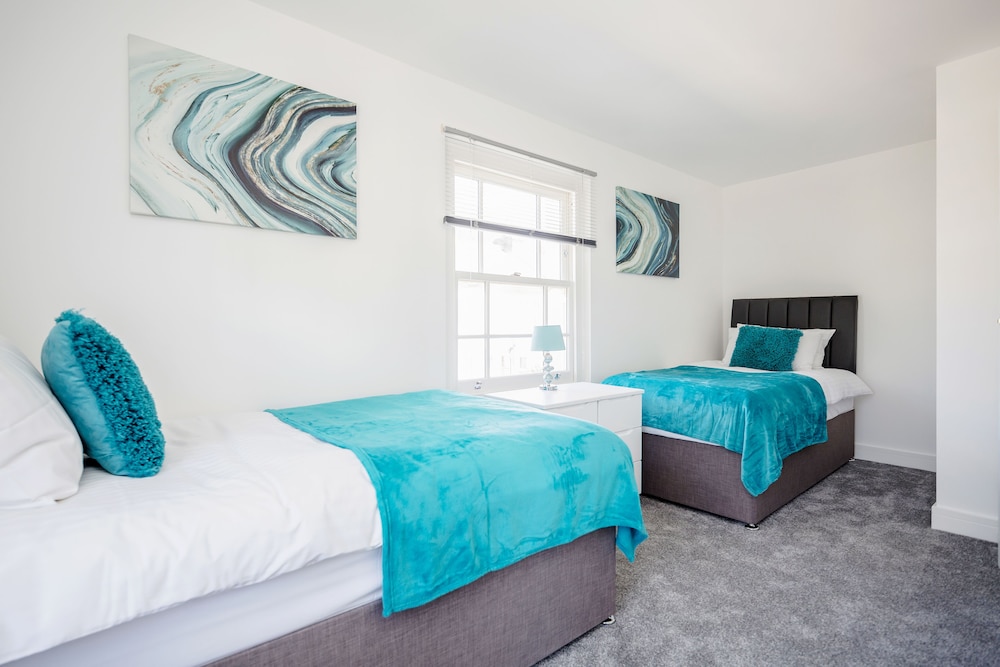 Elthorne Luxury Apartments