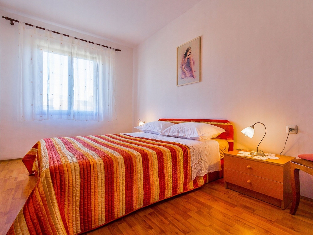 Spacious Apartment With Large Covered Terrace view 4