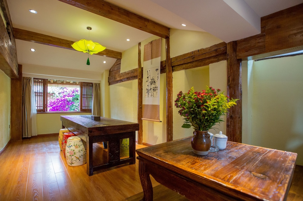 The Purplevine Inn Lijiang