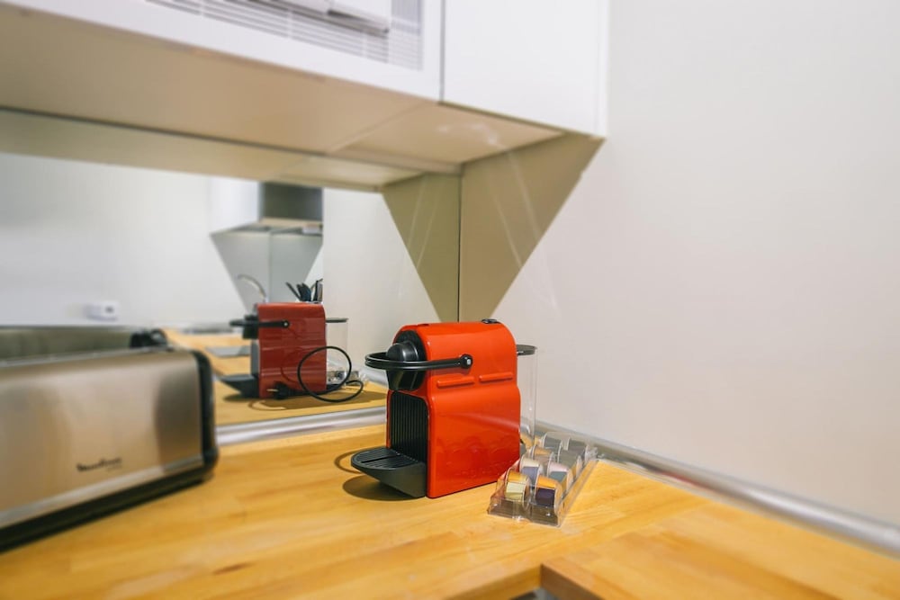 Colon 901 in Madrid With 1 Bedrooms and 1 Bathrooms