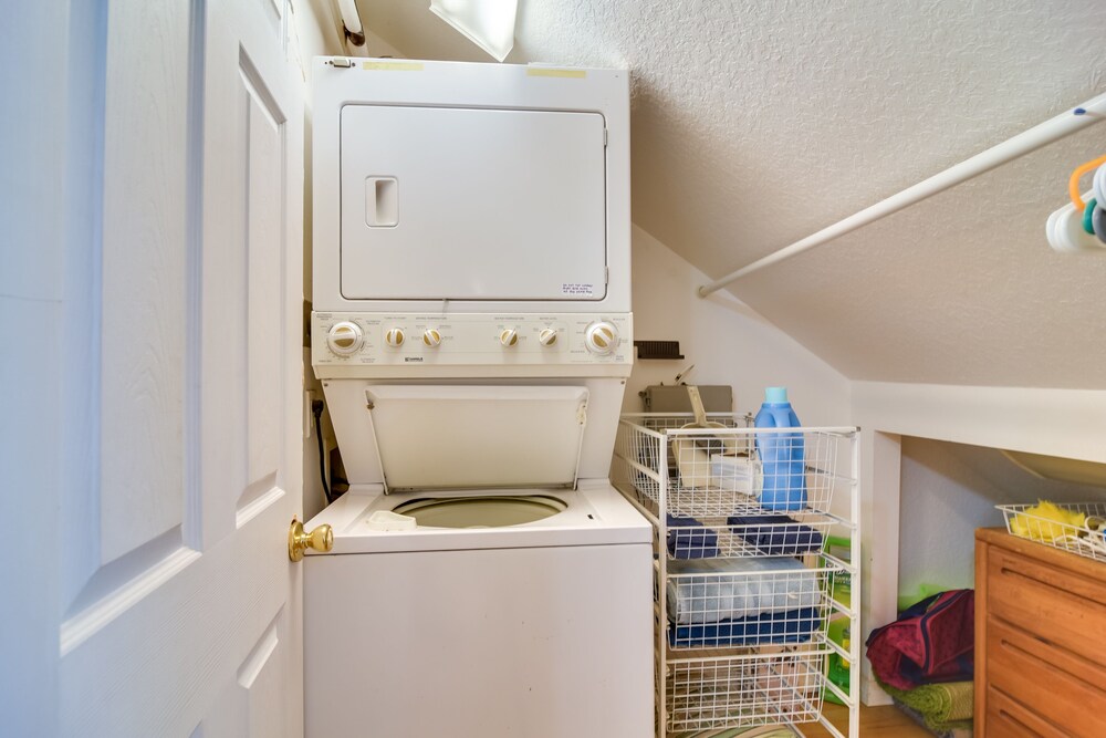 Peaceful Palm Harbor Studio: 4 Mi to Beach! view 3