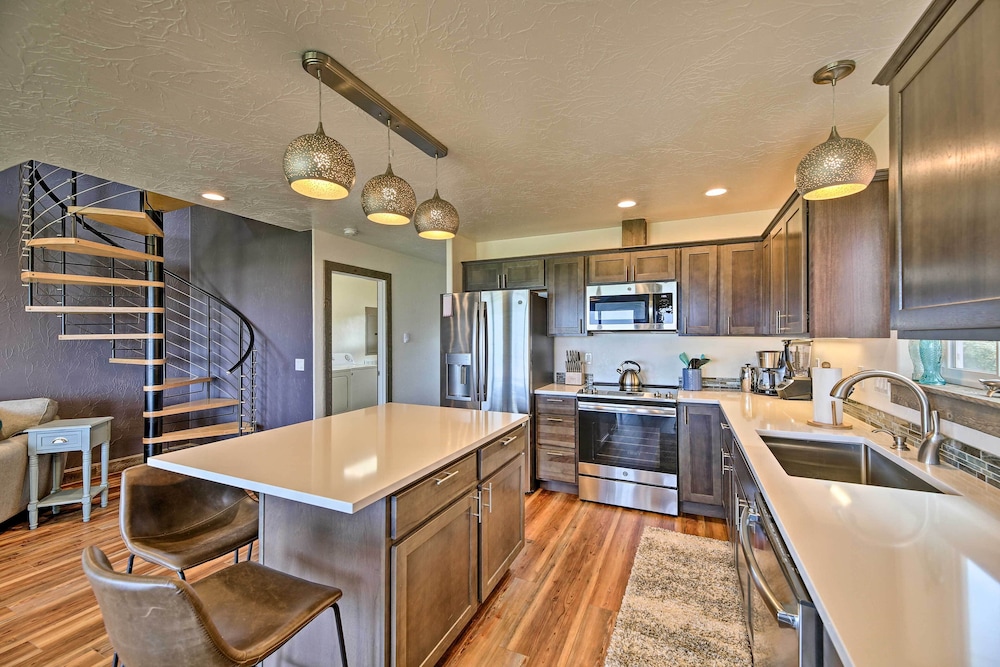 Waldport Escape - Sanderling Sea Cottages, Unit 8 view 5