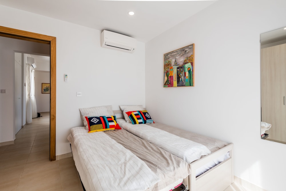 Mellieha Vacations - Yellow Pearl Apartments - Property Image 5