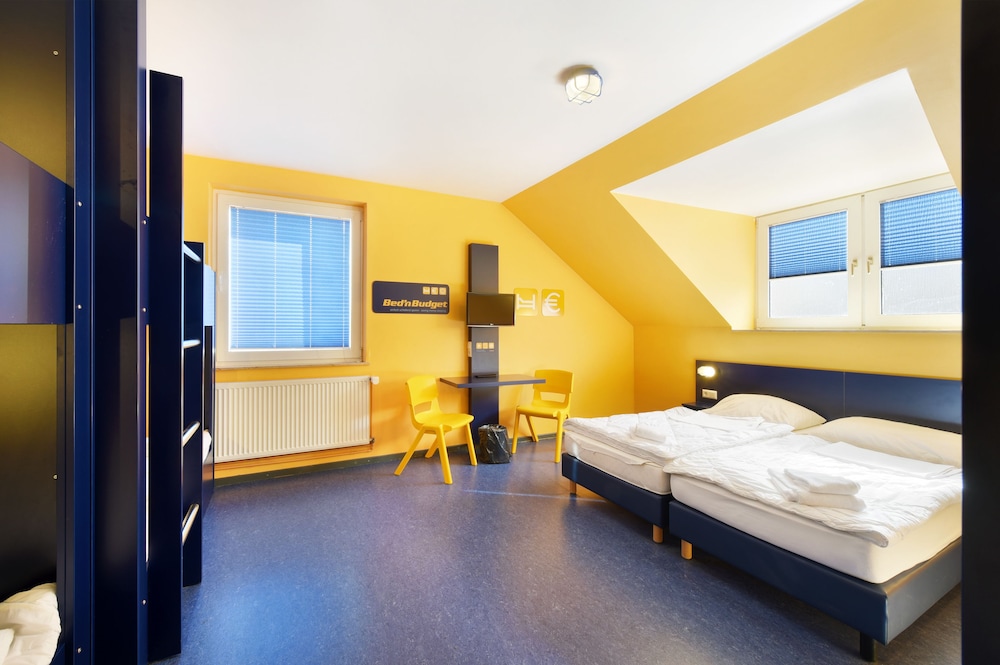 Hannover Vacations - Bed'nBudget City - Hostel - Property Image 27
