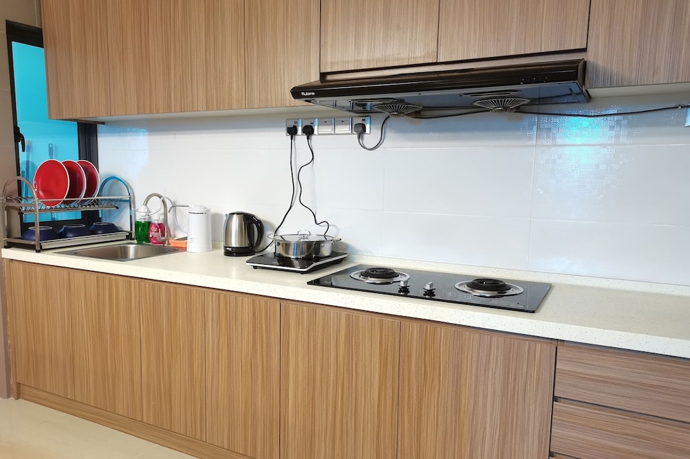 Amerin Residence Mall Apartments