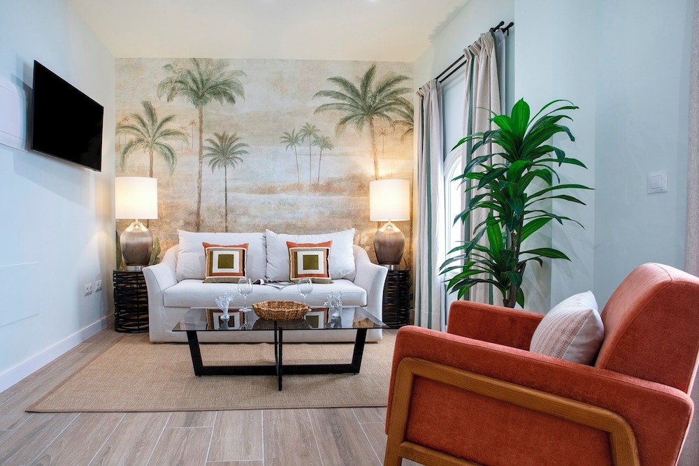 Exclusive Apartment in Cádiz. Patrocinio I