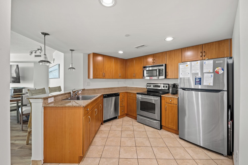 Units at Sandy Beach Resort by Elliott Beach Rentals