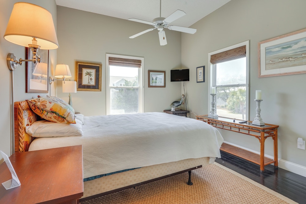 Marina & Golf Course Views: Edisto Island Home