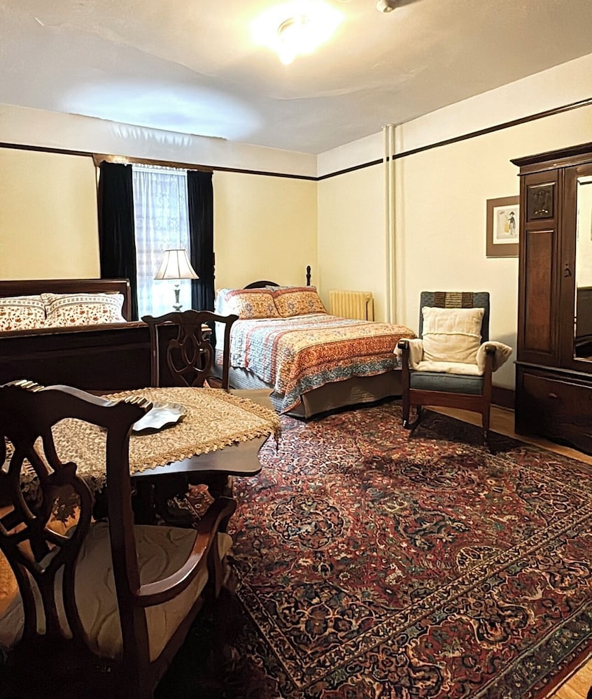Royal Hotel Sydney
