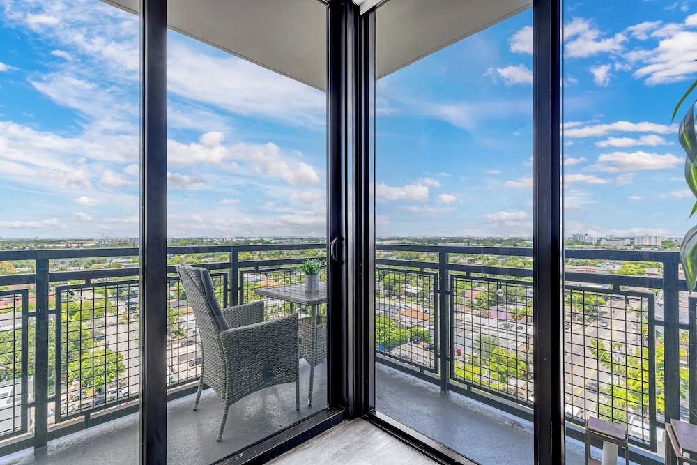 3Bedroom 2 Bath Condo