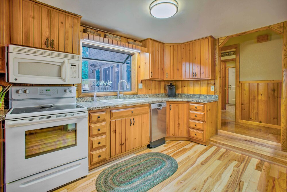 Manton Riverfront Cabin - Grill, Fire Pit Kayaks - Property Image 27
