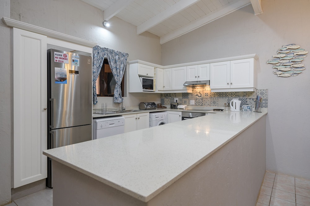 San Lameer Villa Rentals 3114