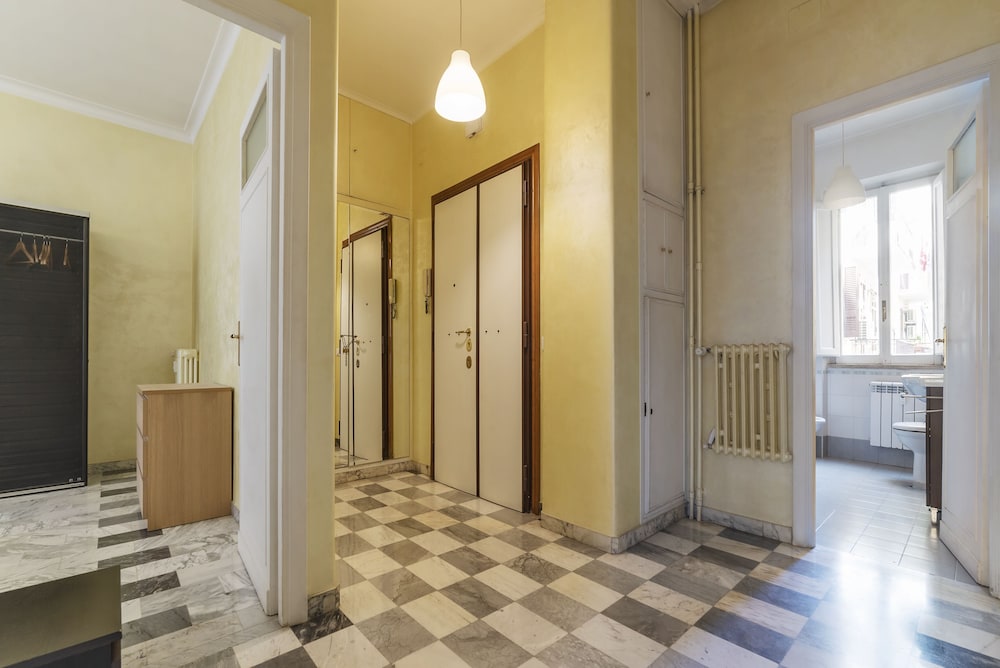 Appio Latino Cosy Flat