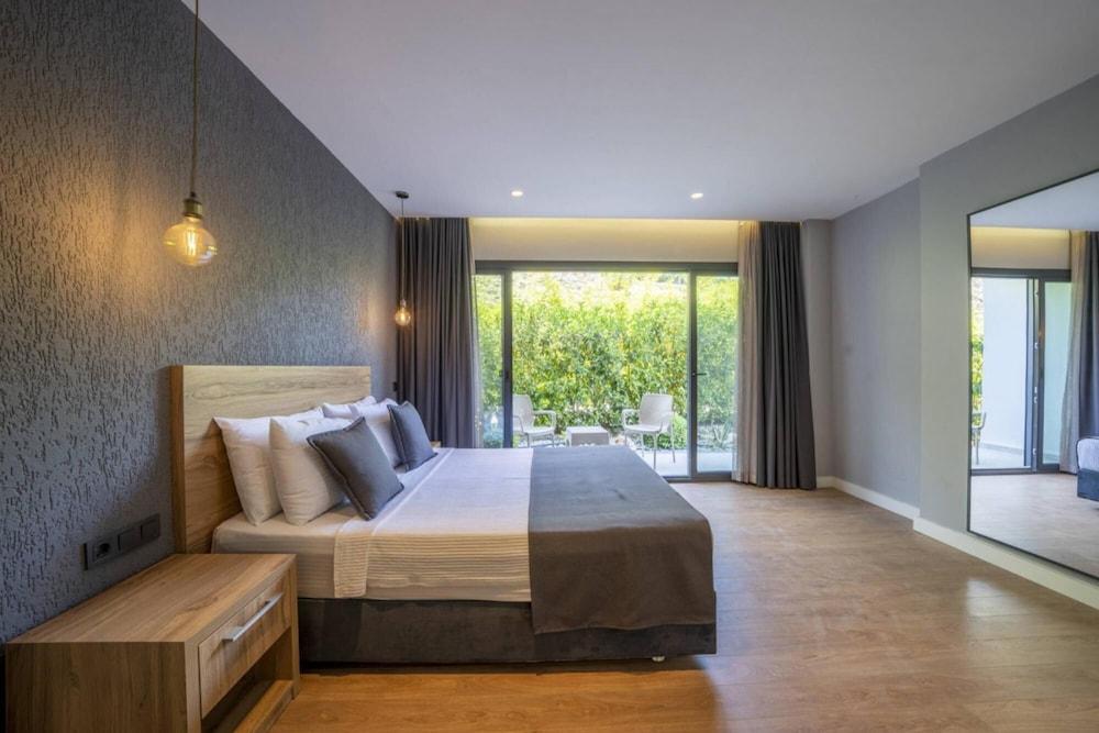 Splendid Suite Close to Beach in Bodrum view 4