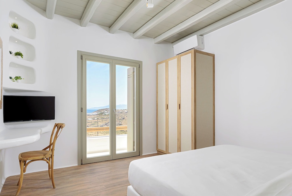Villa Yasemin on the Rock