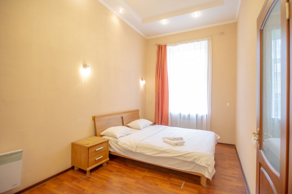 Kiev Accommodation Hotel Service
