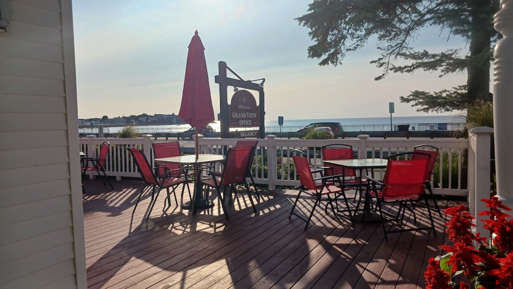 Grand View Motel