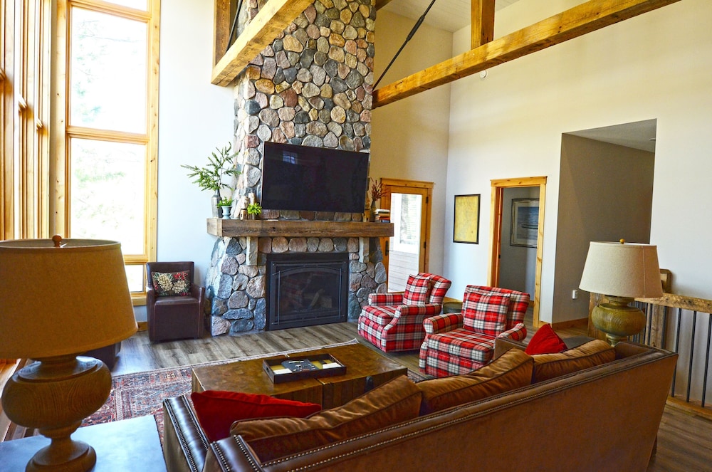 Grand View Lodge