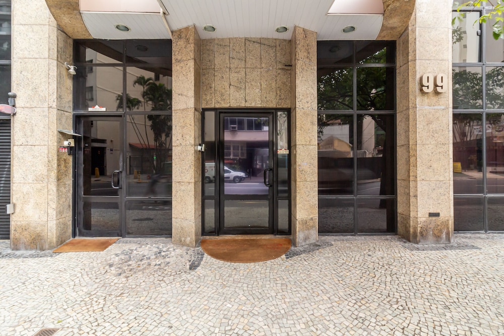 12 Minutes From Copacabana Beach Pl708