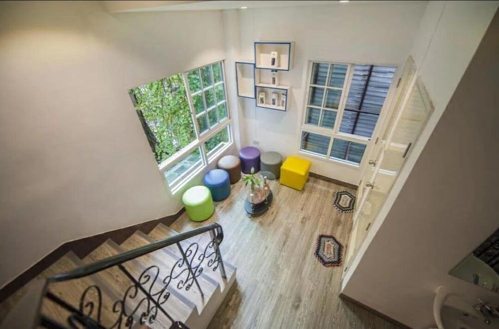 New S7 VIP - Hostel