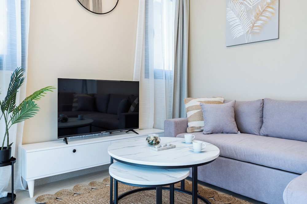 Jas Living Apts & Balconies in Larnaca