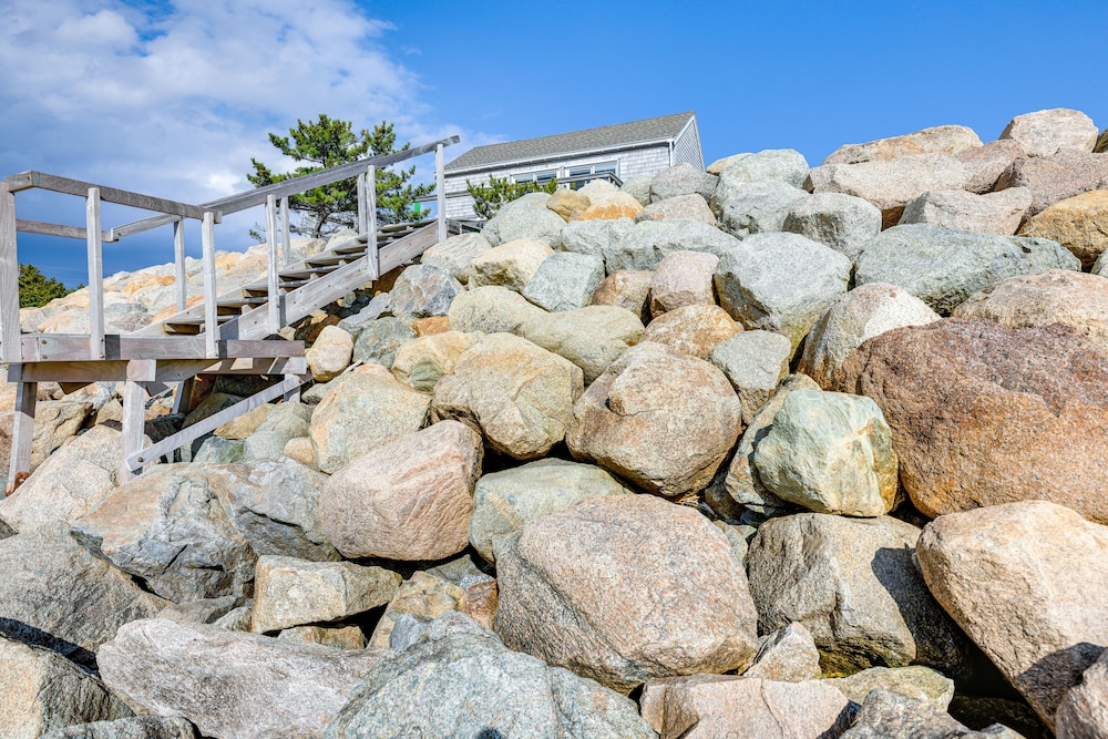 Eastham Beach House w/ Bay Views & Beach Access!