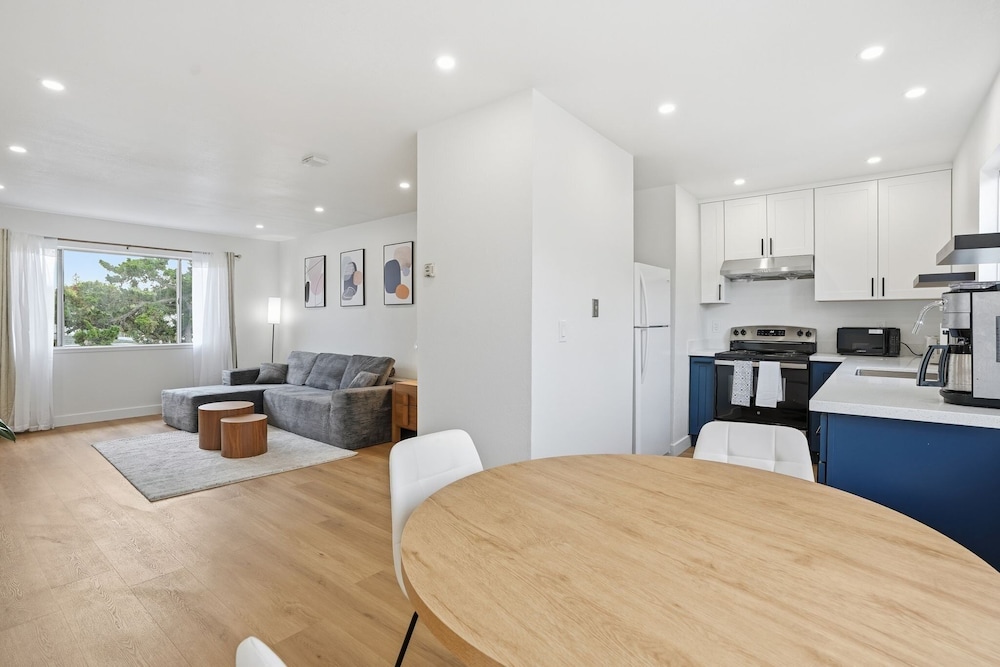 Modern 2br Unit W/ Covered Parking In Santa Clara 2 Bedroom Apts
