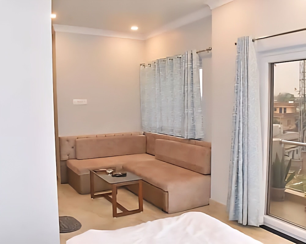 Hotel The Lake Castle Ranchi Jharkhand