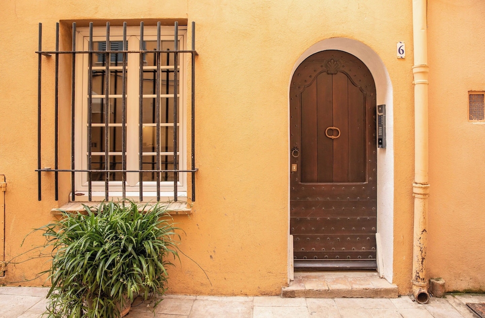 Chic Studio - 2P - in the Heart of Saint-tropez