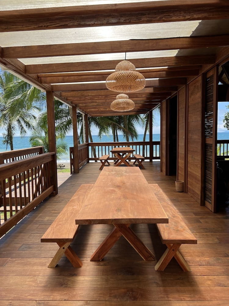 Irana Pacific Hotel
