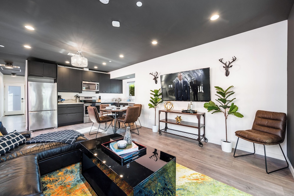 The Gower Street Bungalows by AvantStay