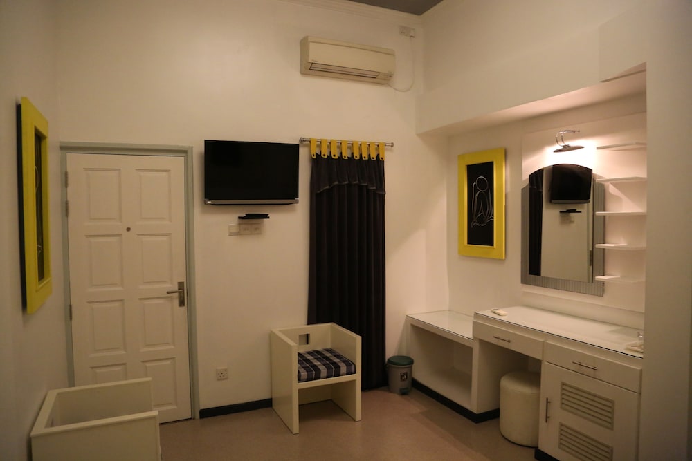 Tour Rest Inn
