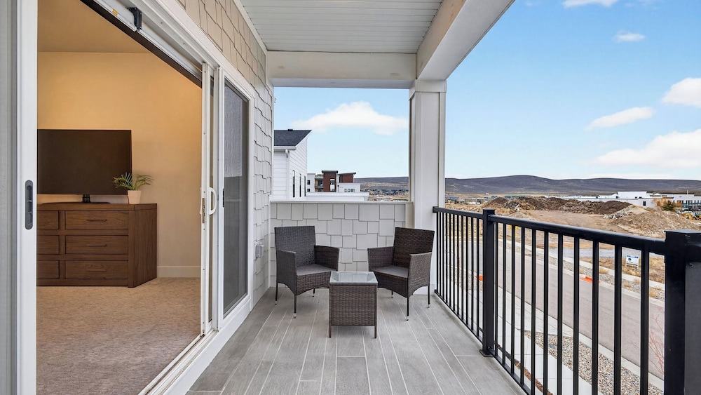 Spacious Park City Home w/ Hot Tub & Game Room Near Skiing & Trails Poppy Peak by Avantstay