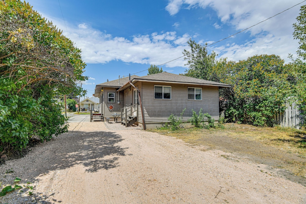 17 Mi to Bear Lake: Lovely Family Home!