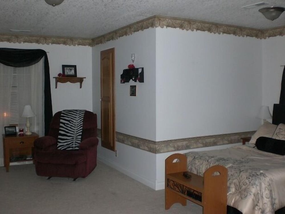 Heritage Homestead Inn