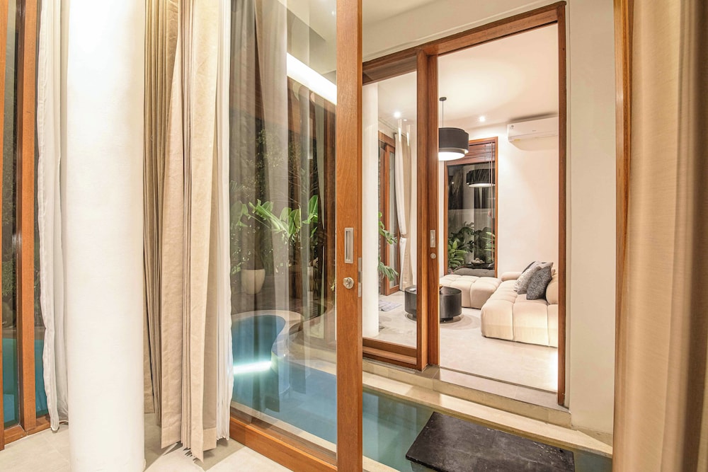 Chic 1BR Villa Serene Jungle Escape, Ubud