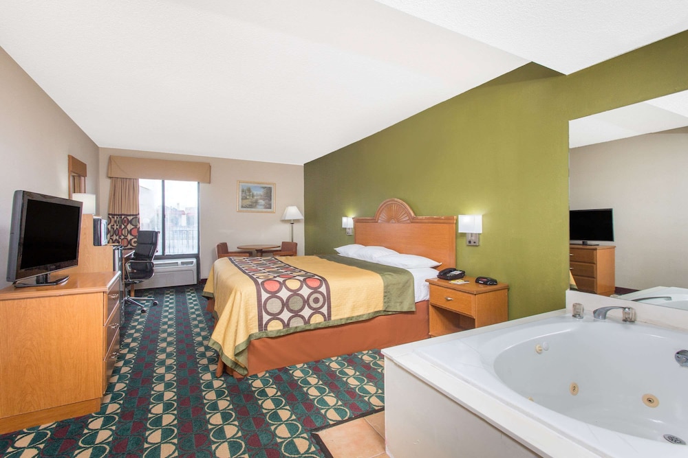 Super 8 by Wyndham Spartanburg/I-26 Exit 22 view 3
