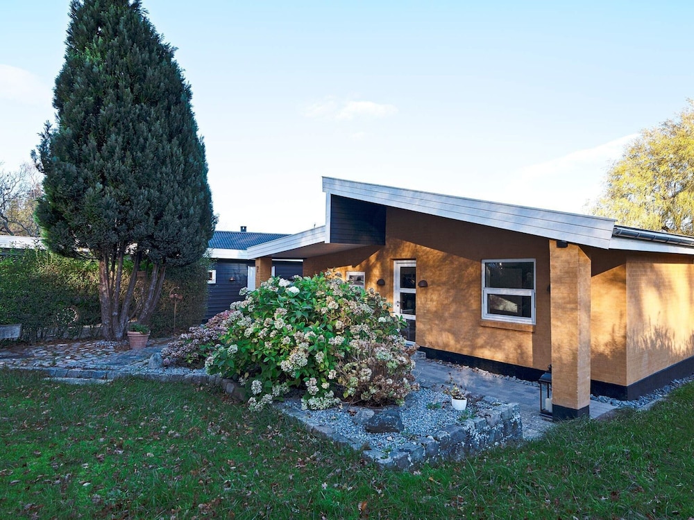 6 Person Holiday Home in Jaegerspris