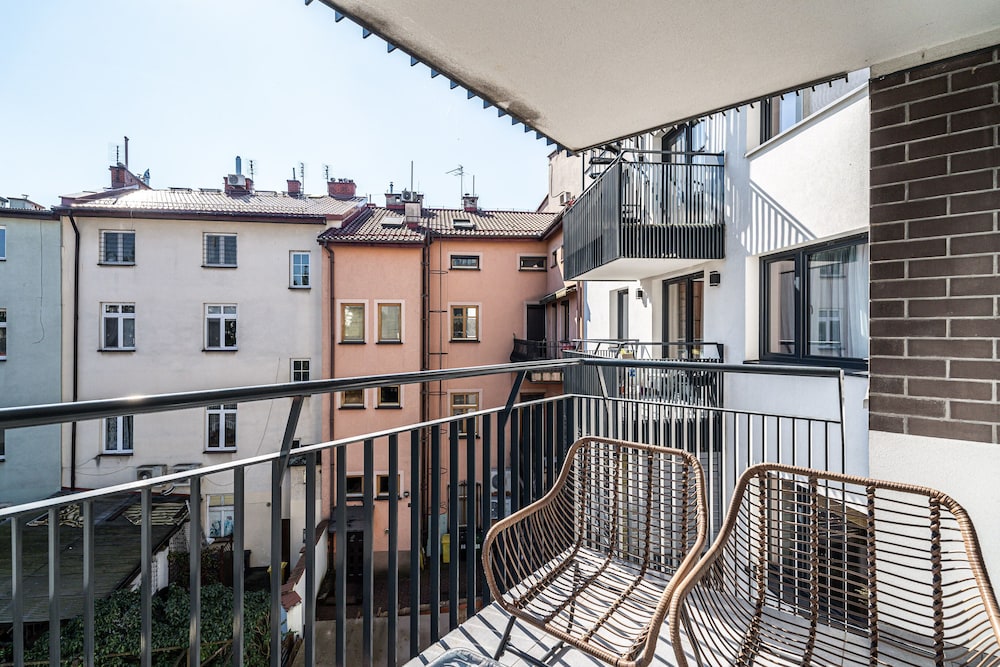 RentPlanet - Apartamenty Madalińskiego
