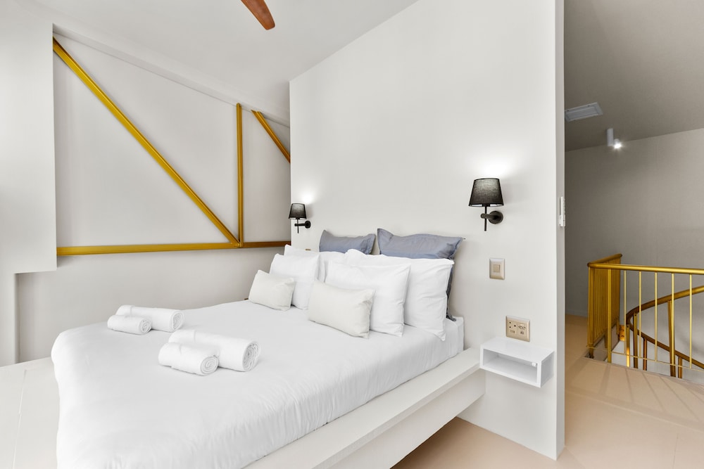 Loft on Hope view 5