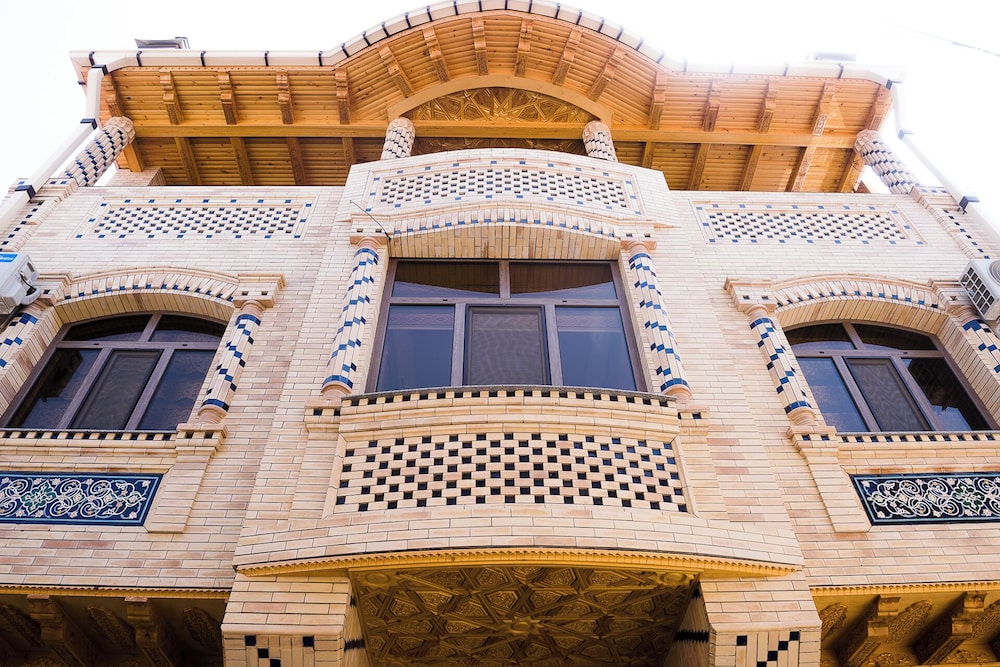 Durdona Guest House