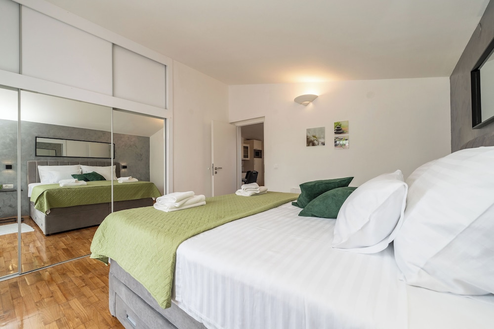 Apartments Grbic